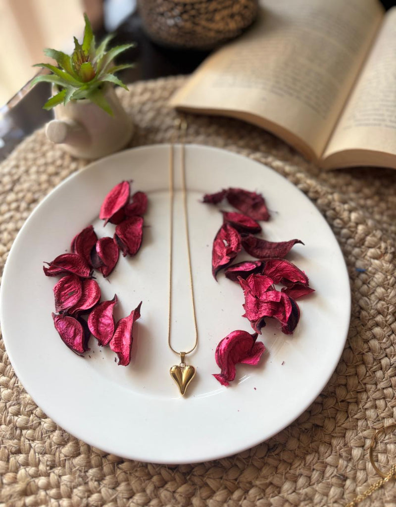 Golden Heart Aura Pendant Necklace