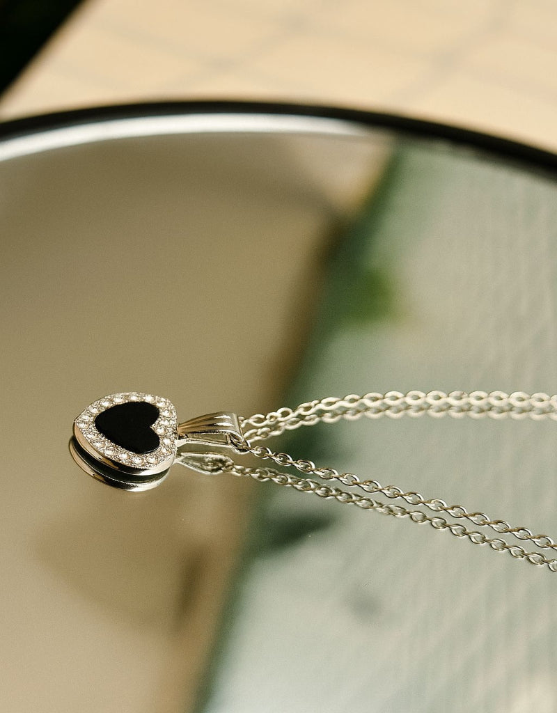 Luna Noir Heart Pendant & Stud Earrings Set