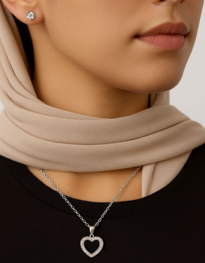 Luna Noir Heart Pendant & Stud Earrings Set